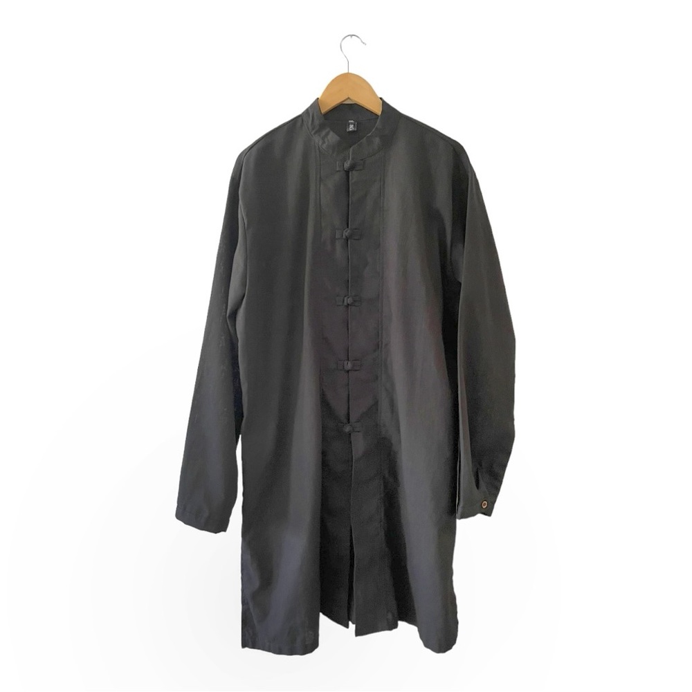 Xing Long Black Knotted Button Long Shirt, 5XL